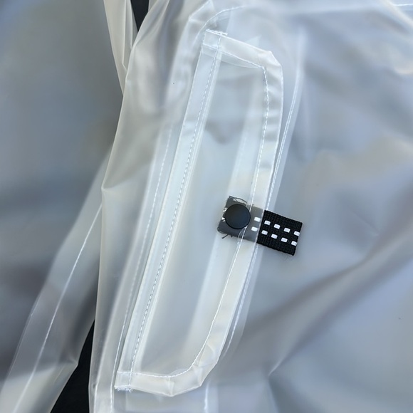 New GUESS x Places + Faces clear PVC raincoat - Picture 4 of 5